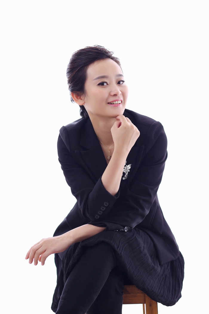 张春佳子 副教授.jpg